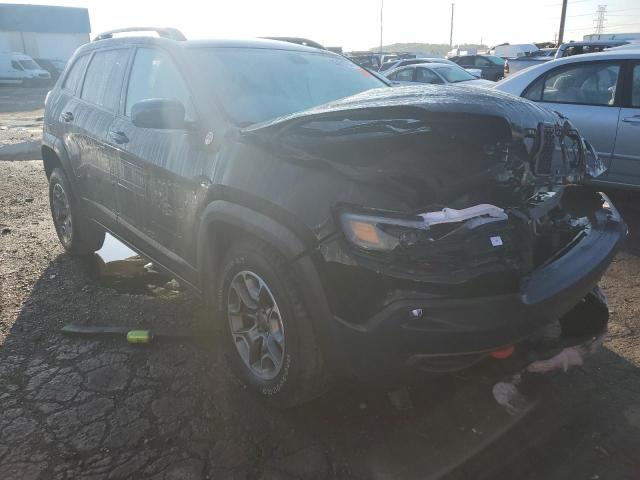 1C4PJMBX8LD580401 - 2020 JEEP CHEROKEE TRAILHAWK BLACK photo 4