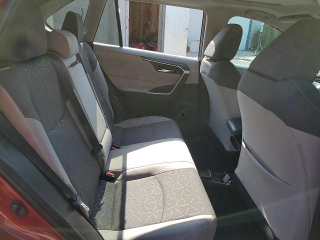 2T3P1RFV1LC133032 - 2020 TOYOTA RAV4 XLE 勃艮第红 照片 11