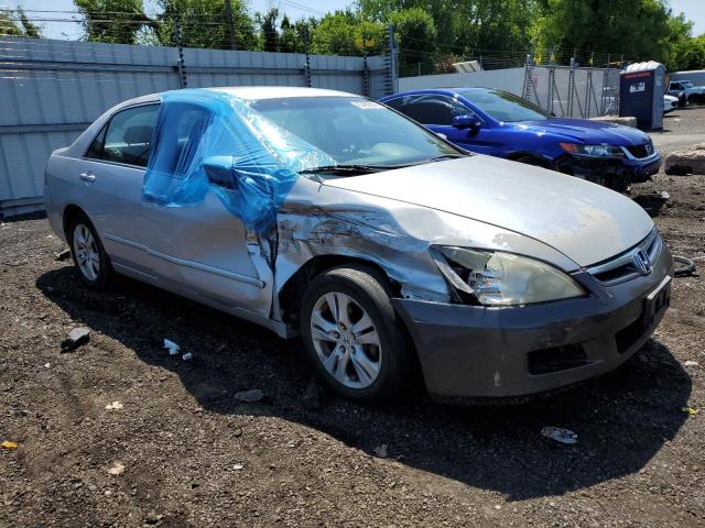 1HGCM56307A019895 - 2007 HONDA ACCORD SE SILVER photo 4