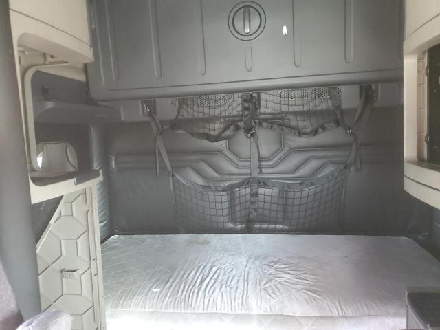 3AKJGLDR8JSGH0787 - 2018 FREIGHTLINER CASCADIA 1 BLUE photo 6