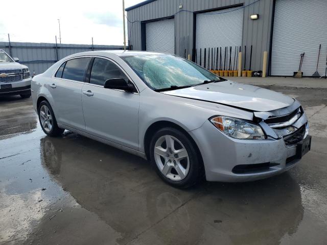 1G1ZB5E05CF275834 - 2012 CHEVROLET MALIBU LS Argent photo 4