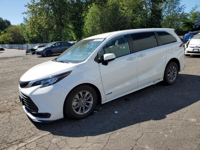 2021 TOYOTA SIENNA LE, 