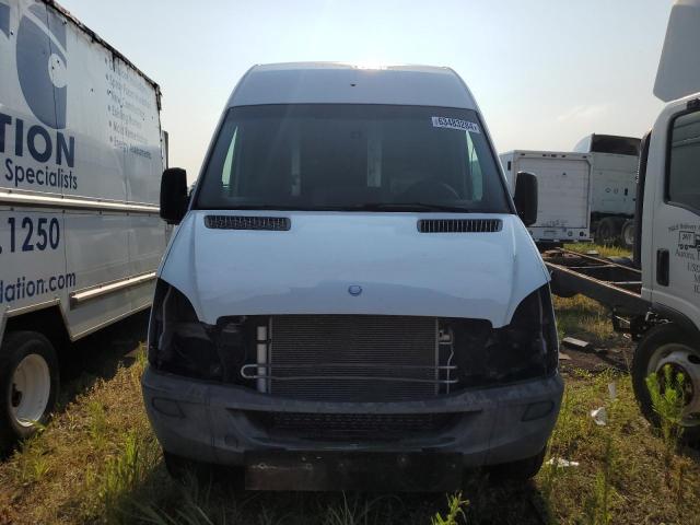 WD3PE8CB4C5704134 - 2012 MERCEDES-BENZ SPRINTER 2500 WHITE photo 5