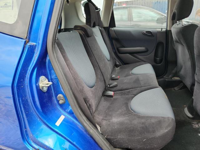 JHMGD37648S002170 - 2008 HONDA FIT SPORT BLUE photo 11