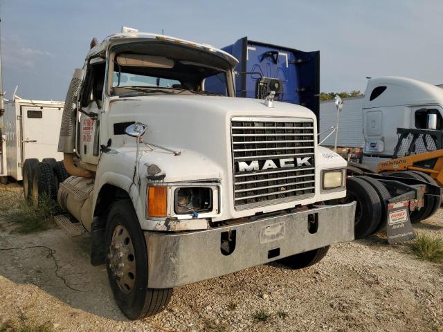 2007 MACK 600 CHN600, 