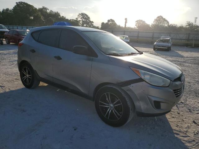 KM8JT3AB2DU770174 - 2013 HYUNDAI TUCSON GL ვერცხლისფერი ფოტო 4