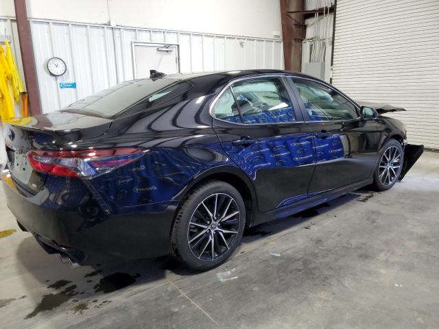 4T1G11AK8RU901782 - 2024 TOYOTA CAMRY SE NIGHT SHADE BLACK photo 3