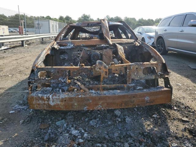 1LNHM83W06Y644044 - 2006 LINCOLN TOWN CAR DESIGNER BURN photo 5