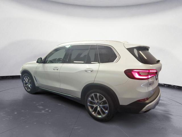 5UXCR4C0XM9H47176 - 2021 BMW X5 SDRIVE 40I WHITE photo 2