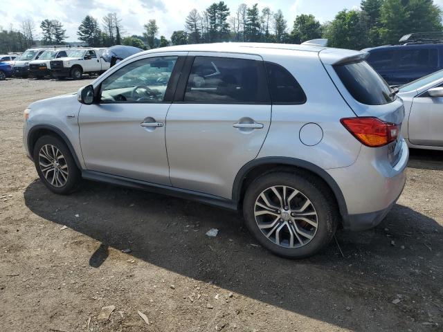 JA4AP3AW4HZ042953 - 2017 MITSUBISHI OUTLANDER ES ვერცხლისფერი ფოტო 2