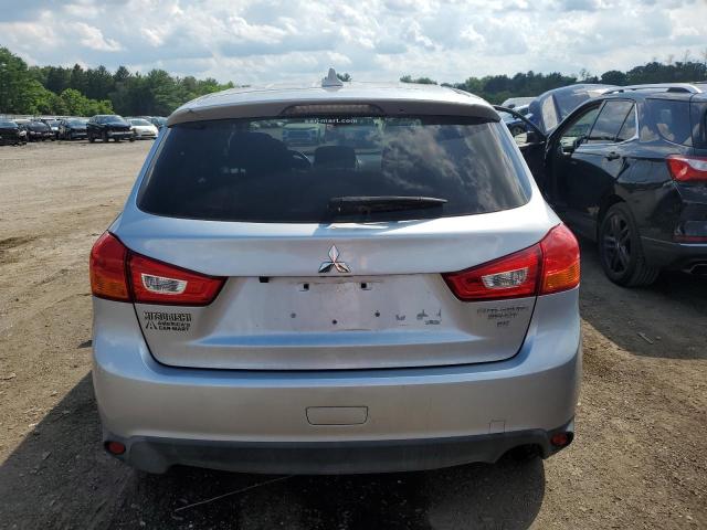 JA4AP3AW4HZ042953 - 2017 MITSUBISHI OUTLANDER ES ვერცხლისფერი ფოტო 6