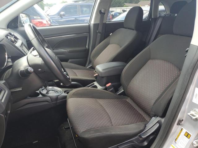 JA4AP3AW4HZ042953 - 2017 MITSUBISHI OUTLANDER ES ვერცხლისფერი ფოტო 7