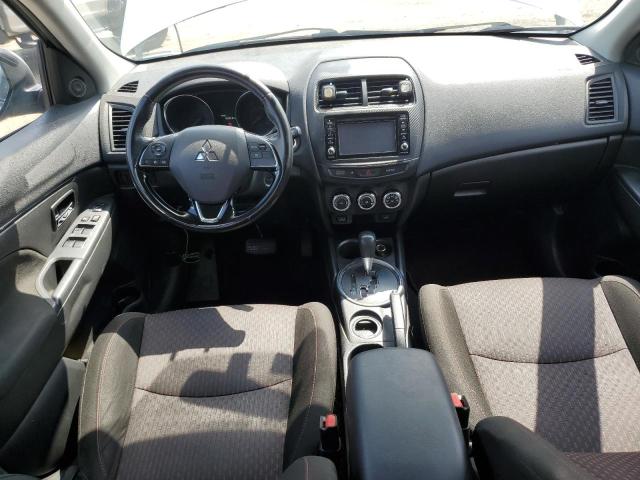 JA4AP3AW4HZ042953 - 2017 MITSUBISHI OUTLANDER ES ვერცხლისფერი ფოტო 8