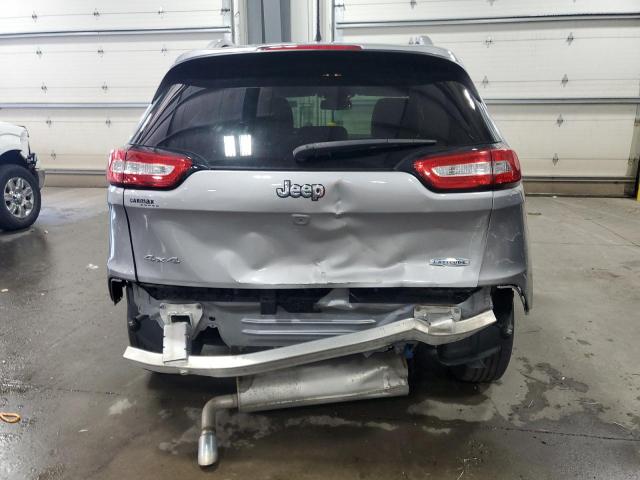 1C4PJMCB0JD622320 - 2018 JEEP CHEROKEE LATITUDE SILVER photo 6