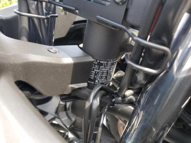 ML5EXER18PDA90248 - 2023 KAWASAKI EX650 R Белый фото 10