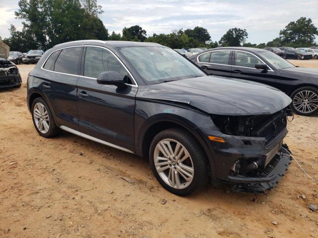 WA1CNAFY0K2088888 - 2019 AUDI Q5 PRESTIGE GRAY photo 4
