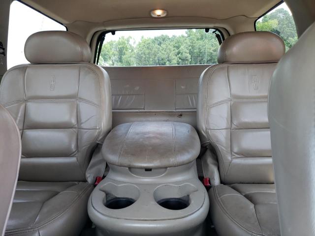 5LMEU27A4YLJ28216 - 2000 LINCOLN NAVIGATOR 白色 照片 10