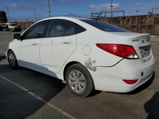 KMHCT4AE9GU949809 - 2016 HYUNDAI ACCENT SE WHITE photo 2