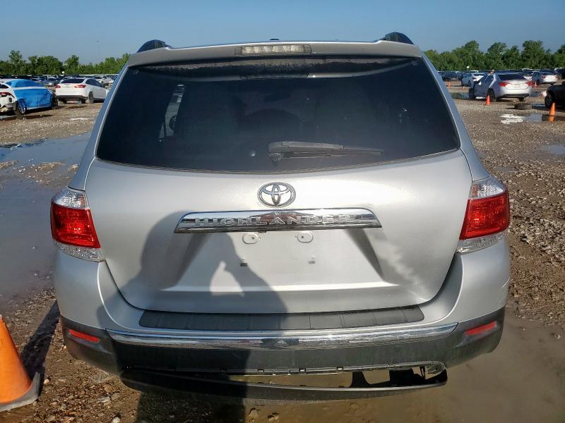 5TDZA3EH3CS024377 - 2012 TOYOTA HIGHLANDER BASE Gümüş fotoğraf 6
