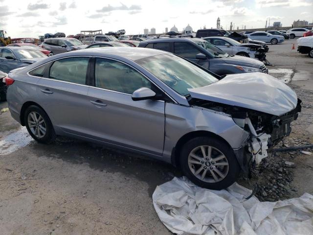 5NPE24AF7FH138835 - 2015 HYUNDAI SONATA SE SILVER photo 4