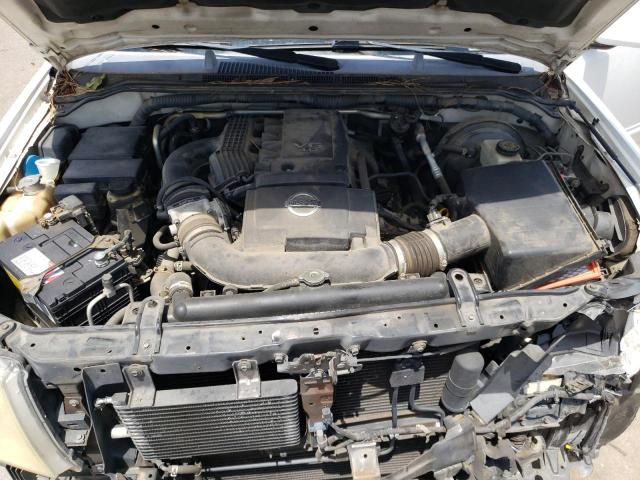 5N1AR18U36C628869 - 2006 NISSAN PATHFINDER LE WHITE photo 11