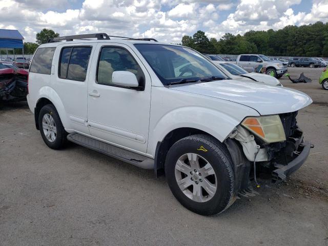 5N1AR18U36C628869 - 2006 NISSAN PATHFINDER LE WHITE photo 4