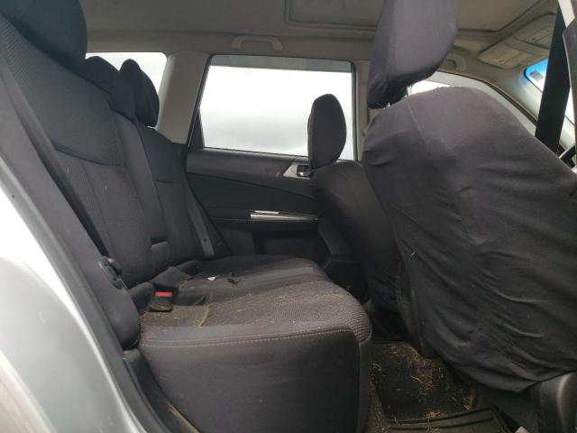 JF2SHADC2BH765325 - 2011 SUBARU FORESTER 2.5X PREMIUM 银色 照片 11