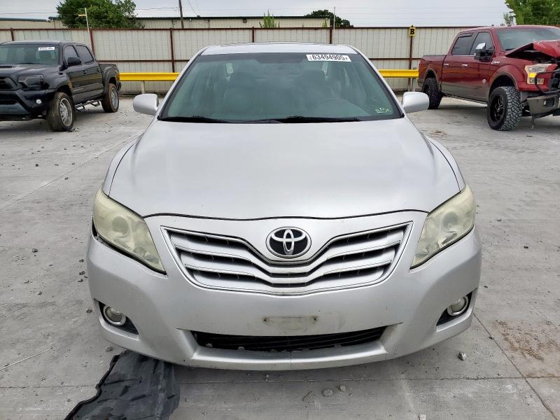 4T1BK3EK8AU115451 - 2010 TOYOTA CAMRY SE ვერცხლისფერი ფოტო 5