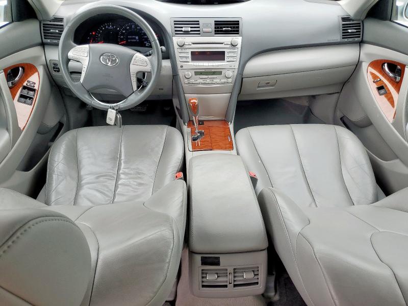 4T1BK3EK8AU115451 - 2010 TOYOTA CAMRY SE ვერცხლისფერი ფოტო 8