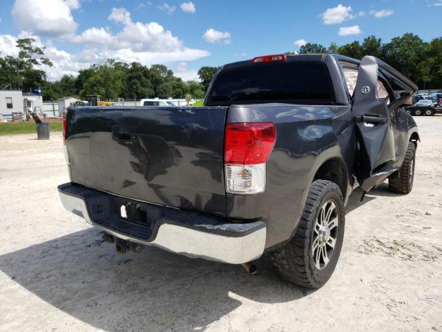 5TFEY5F10DX135021 - 2013 TOYOTA TUNDRA CREWMAX SR5 GRAY photo 4