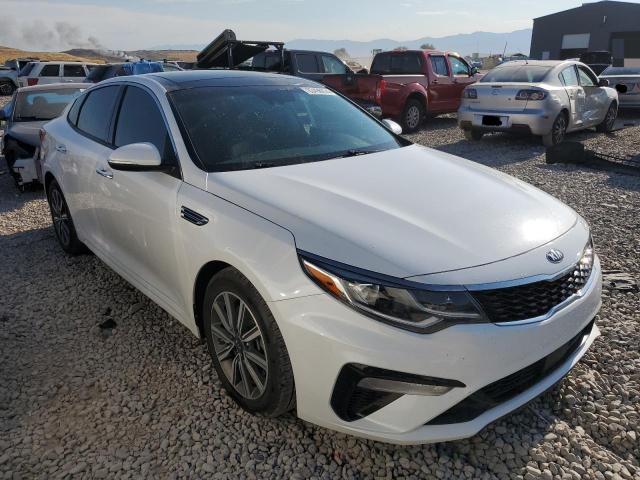 5XXGU4L17LG450200 - 2020 KIA OPTIMA EX WHITE photo 4