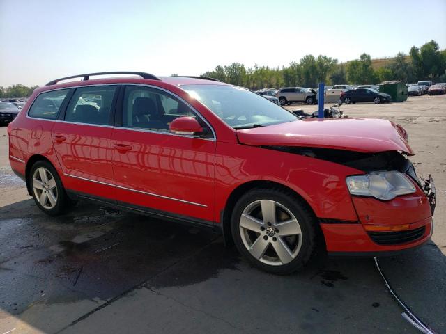 WVWLK73C98E098823 - 2008 VOLKSWAGEN PASSAT WAGON KOMFORT RED photo 4