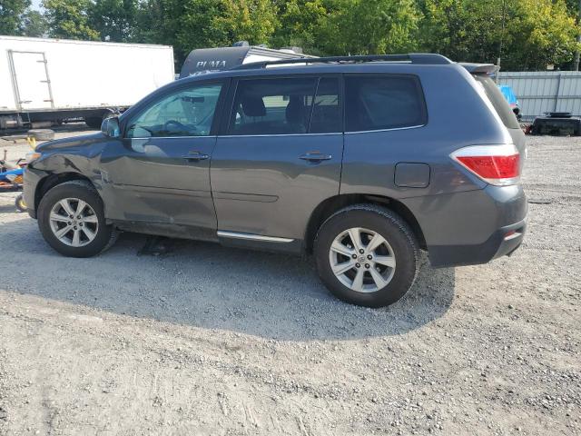 5TDBK3EH6CS094230 - 2012 TOYOTA HIGHLANDER BASE GRAY photo 2