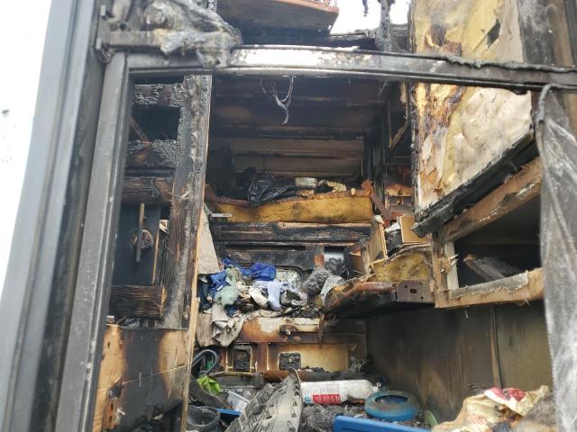 TTCCT1706N1008128 - 2022 CAMPER TRAILER WHITE photo 9