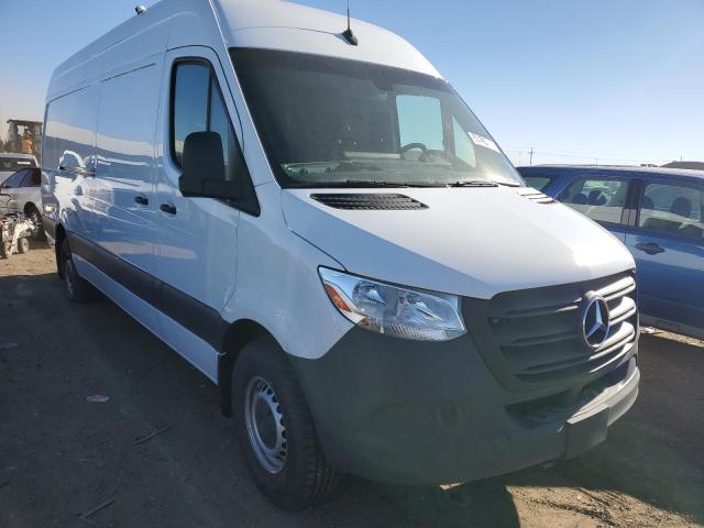 W1Y40CHY1NT086353 - 2022 MERCEDES-BENZ SPRINTER 2500 WHITE photo 4