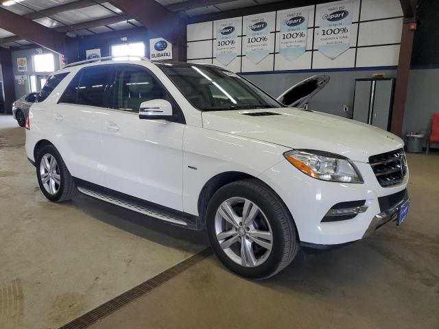 4JGDA5HB5CA037038 - 2012 MERCEDES-BENZ ML 350 4MATIC WHITE photo 4