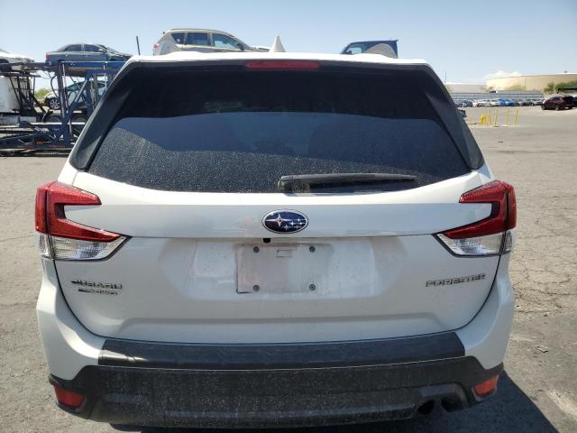 JF2SKAUC5MH497410 - 2021 SUBARU FORESTER LIMITED თეთრი ფოტო 6