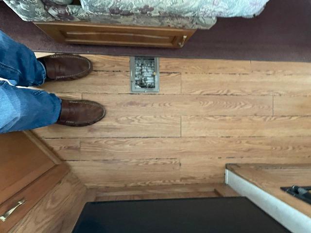 4YDT2742221205289 - 2002 KEYSTONE SPRINTER WHITE photo 9