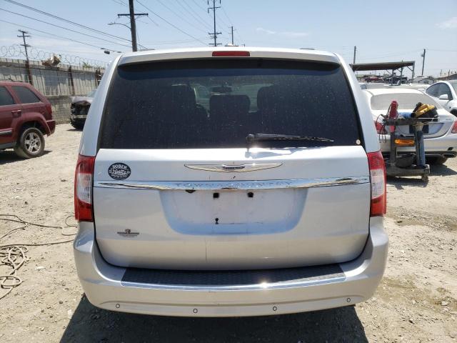 2A4RR8DG4BR635616 - 2011 CHRYSLER TOWN & COU TOURING L SILVER photo 6