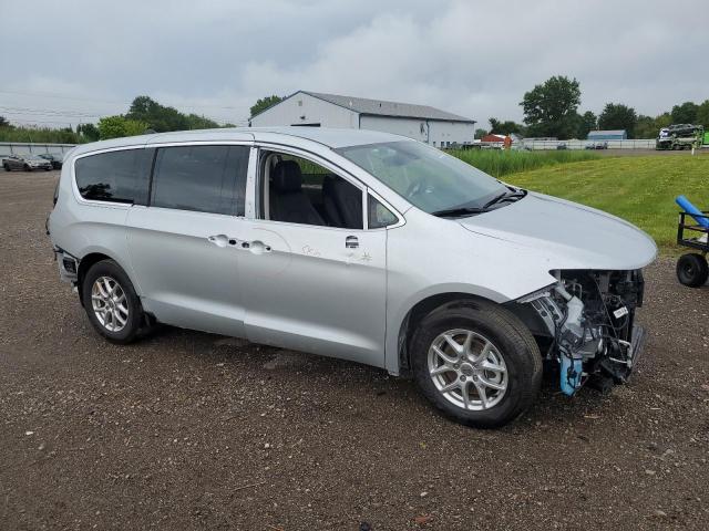 2C4RC1BG0RR180551 - 2024 CHRYSLER PACIFICA TOURING L SILVER photo 4