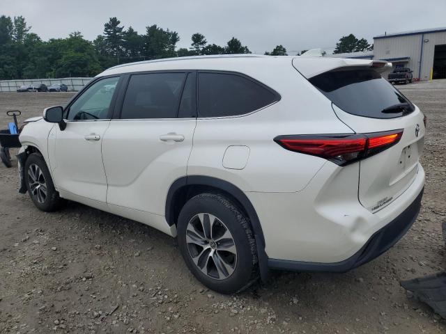 5TDGZRBH3MS086032 - 2021 TOYOTA HIGHLANDER XLE WHITE photo 2
