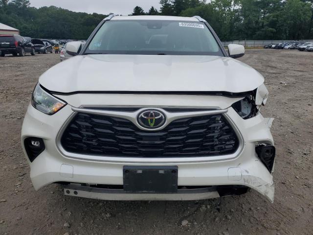 5TDGZRBH3MS086032 - 2021 TOYOTA HIGHLANDER XLE WHITE photo 5