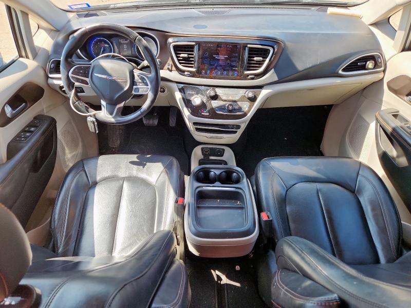 2C4RC1BG0HR569236 - 2017 CHRYSLER PACIFICA TOURING L SILVER photo 8