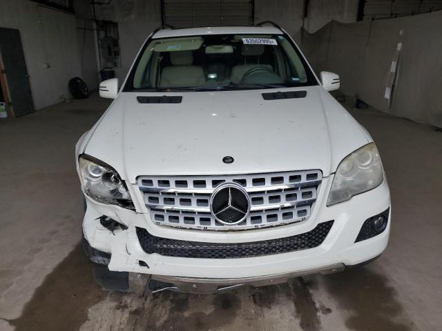 4JGBB8GB6BA696719 - 2011 MERCEDES-BENZ ML 350 4MATIC WHITE photo 5