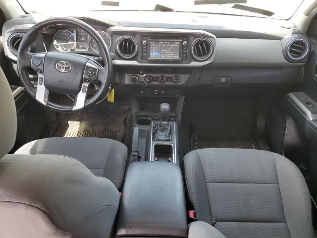 5TFCZ5AN8JX142681 - 2018 TOYOTA TACOMA DOUBLE CAB GRAY photo 8