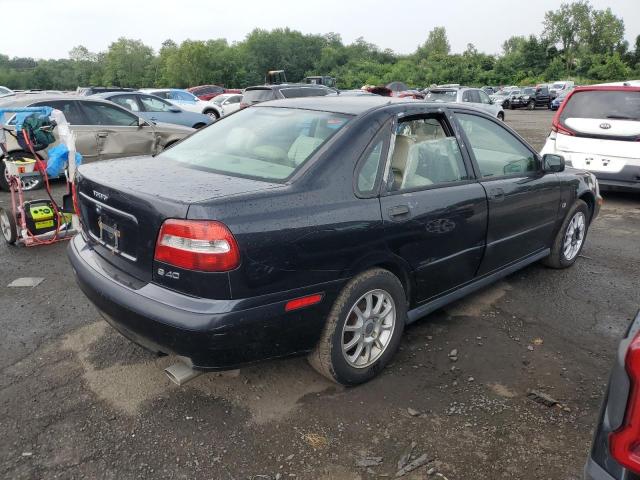 YV1VS27504F082371 - 2004 VOLVO S40 1.9T BLACK photo 3