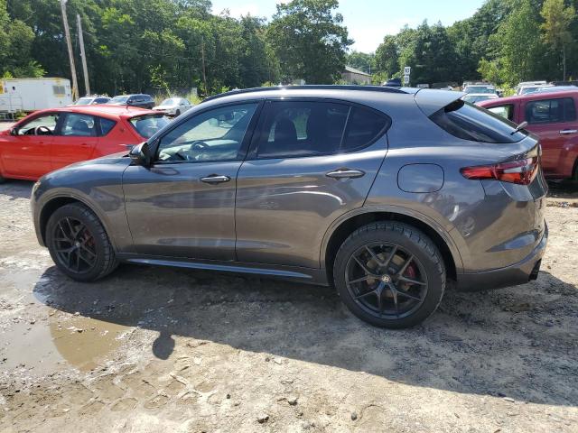 ZASPAJAN2L7C75951 - 2020 ALFA ROMEO STELVIO CHARCOAL photo 2