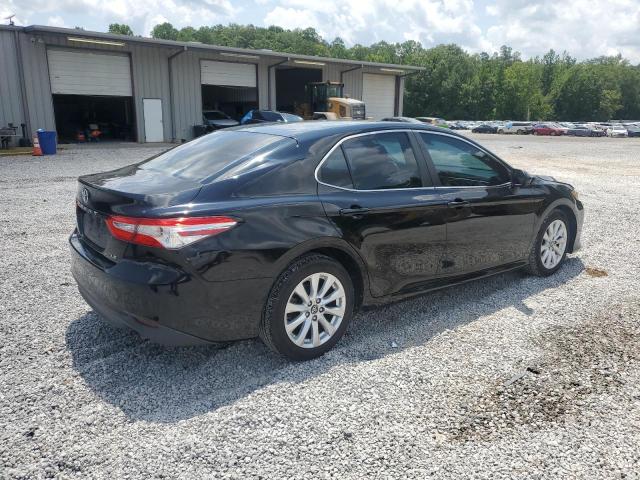 4T1B11HK0JU554226 - 2018 TOYOTA CAMRY L BLACK photo 3