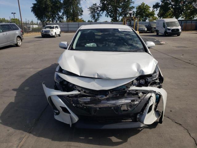 JTDKARFP1K3116971 - 2019 TOYOTA PRIUS PRIM WHITE photo 5