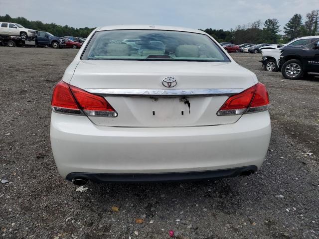 4T1BK3DB1BU404951 - 2011 TOYOTA AVALON BASE 白色 照片 6
